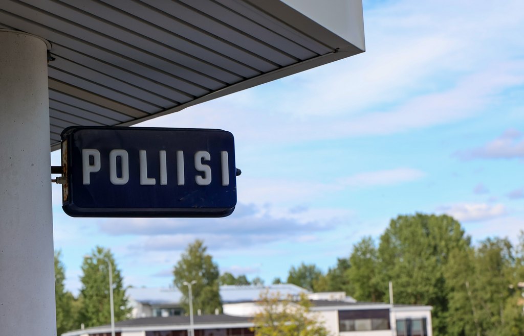 Turvallisuutta vai elinkeinonvapauden rajoittamista?